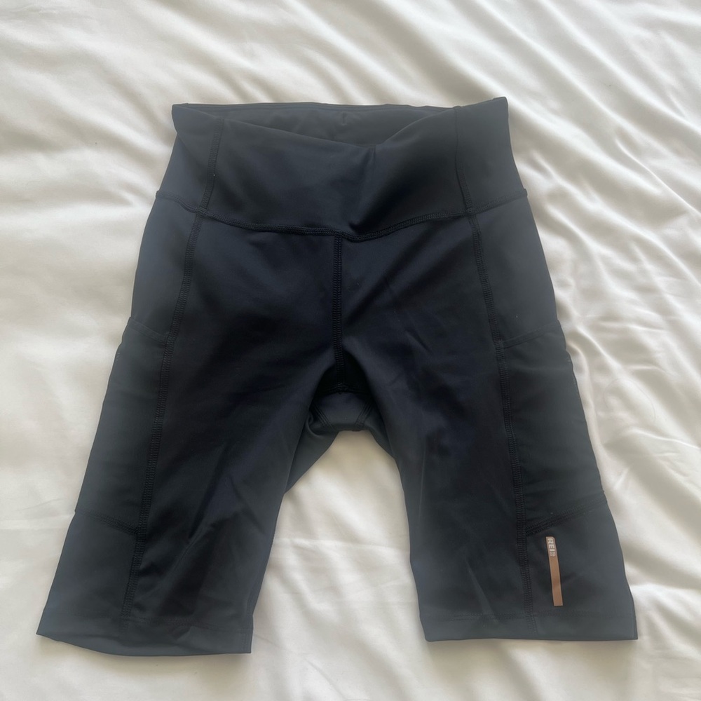 REI Co-op Women's Black High-Waisted Shorts
